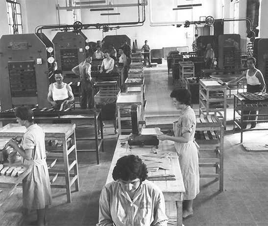 Rubber sheet presses at the Davos plant