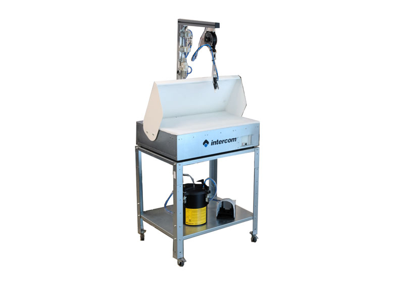 Intercom I3L88R bench B3L on wheels with spray device S8
